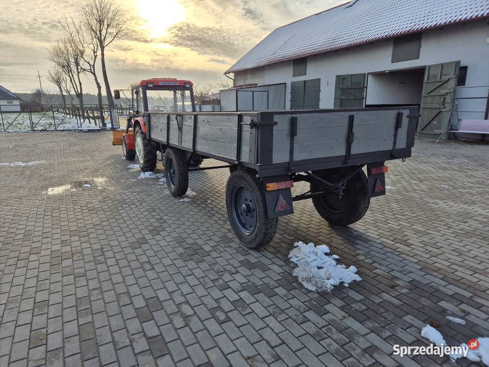 Przyczepa wóz ciągnikowy
