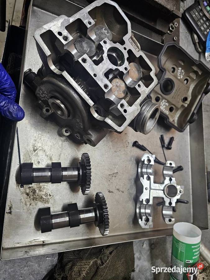 KTM 950 990 przód głowica wałki rozrządu zawory