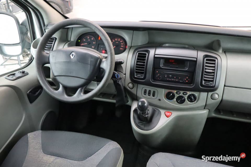 Renault Trafic 25 dCi Zabrze