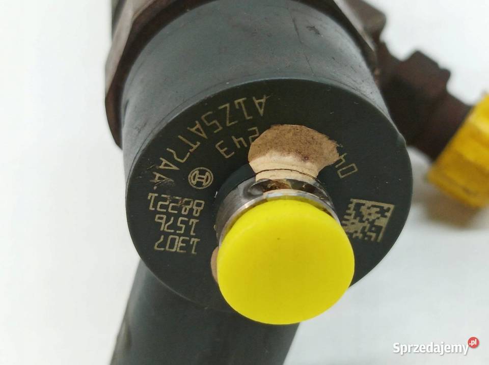 WTRYSKIWACZ 0445110243 19 CDTI Opel Signum I osobowe