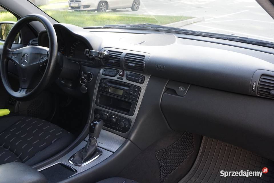MercedesBenz C200 203CL KOMPRESSOR 18 benz LPG lubelskie Chełm sprzedam