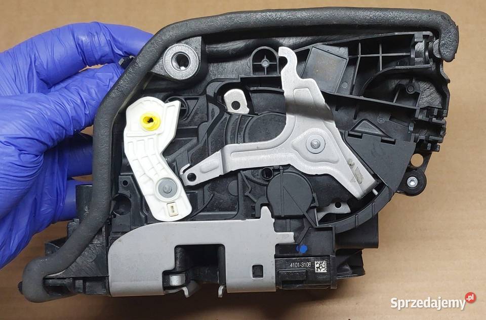 ZAMEK DRZWI LEWY PRZÓD BMW F15 F39 F45 F48 G11 osobowe Części samochodowe Mielęcin sprzedam