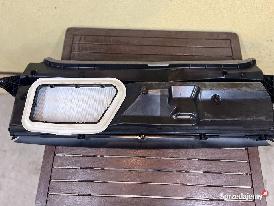 TESLA Y OBUDOWA FILTRA KABINY FILTR 149516796B osobowe Kabinowe wielkopolskie Luboń