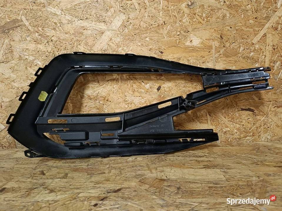 VW PASSAT B8 RLINE KRATKA ZDERZAKA LEWY PRZÓD Pleszew
