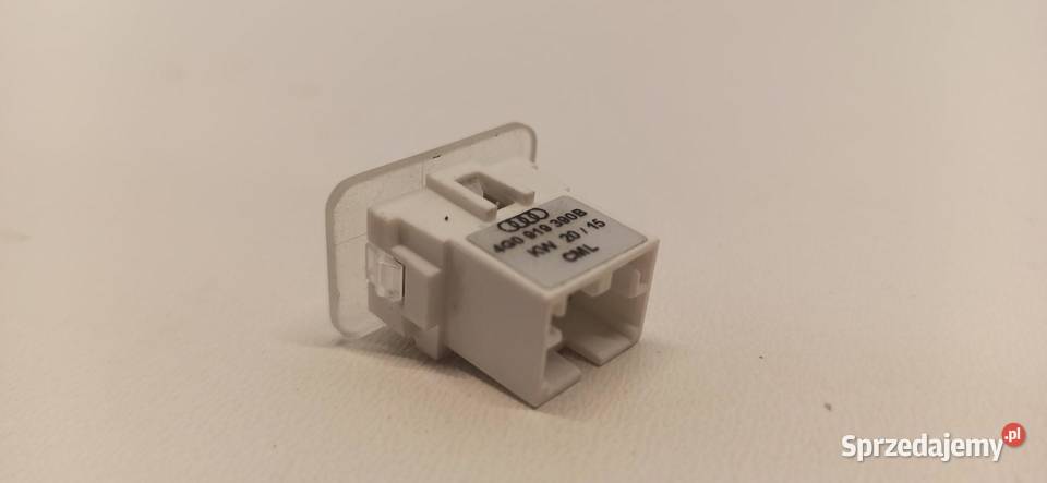 AUDI A7 4G LAMPKA OŚWIETLENIE 4G0919390B sprzedam