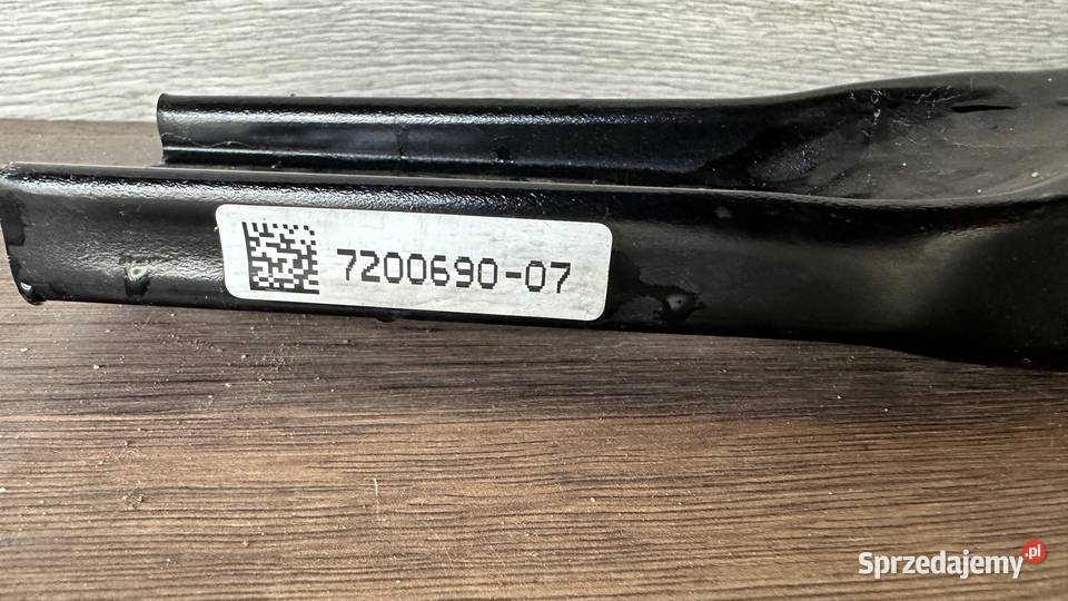 BMW 5 F10 F11 PAS PRZEDNI WZMOCNIENIE GÓRNE osobowe Gorzów Wielkopolski