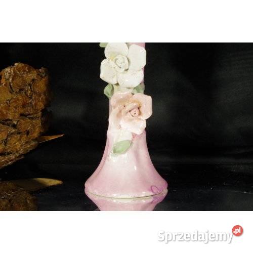 Porcelanowy wazonik vintage różowy z