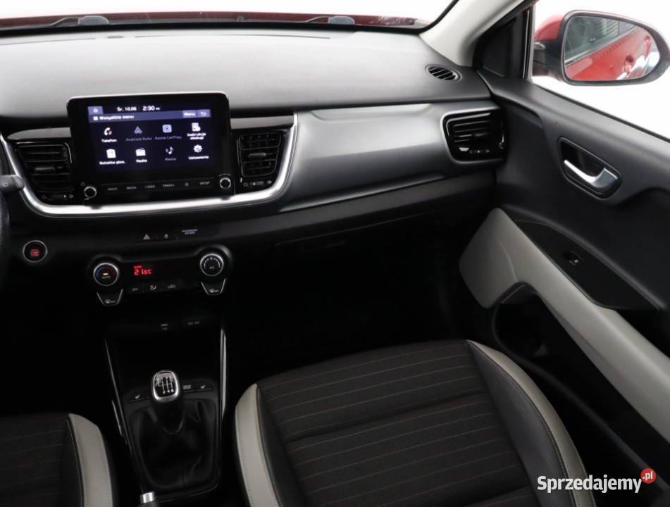 Kia Stonic 10 TGDI MHEV manualna Stonic dolnośląskie Bielany Wrocławskie