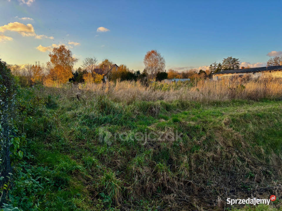 Grunt 2300m2 Radunica