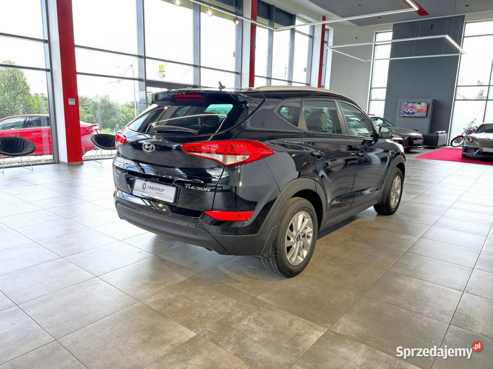 Hyundai Tucson 17CRDI 116 M6 2016 r salon nieuszkodzony