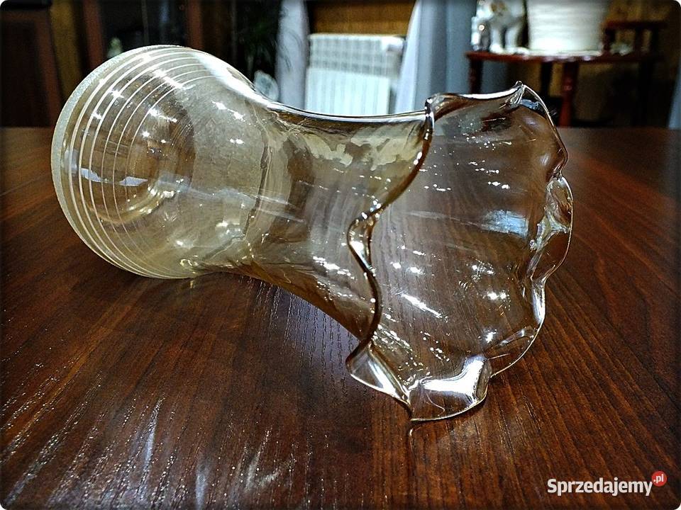 Wazon Rzadki Wazonik szklany 21 z lat 7080 Epoki Porcelana i szkło lubuskie Żary