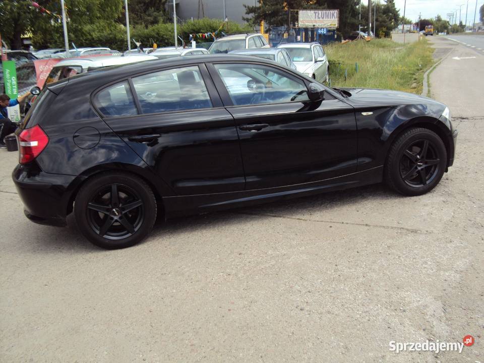 SUUPER BMW 116I BENZYNA Rok produkcji 2010 Seria 1 sprzedam