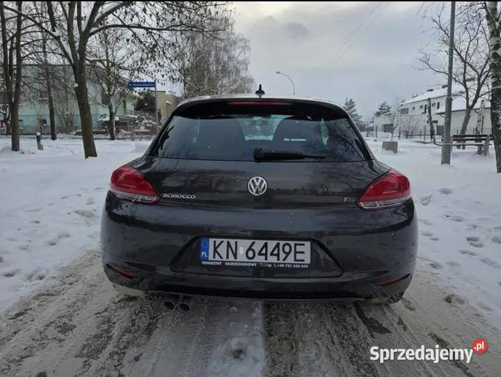 Piekny Volkswagen Scirocco 14 TSI 160 regulowane zawieszenie Besiekiery