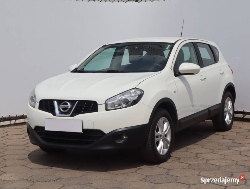 Nissan Qashqai 16 klimatyzacja