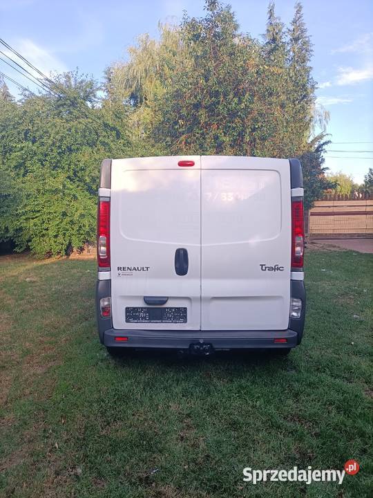 RENAULT TRAFIC 20 DCI facelift hak Gorzów Wielkopolski