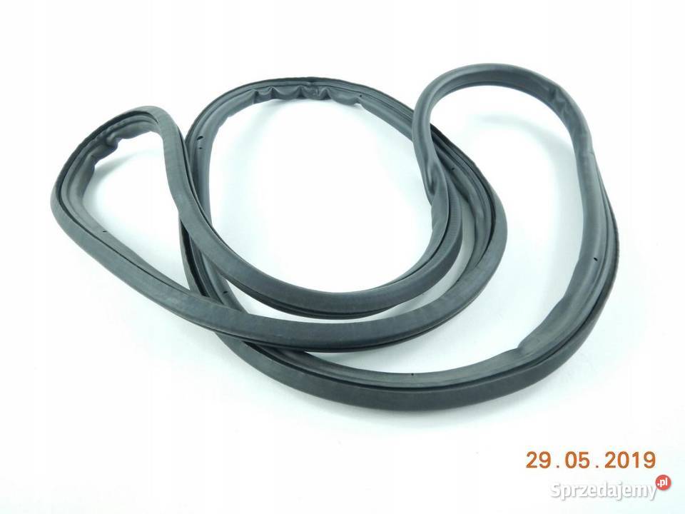 USZCZELKA DRZWI LEWA PRZÓD HYUNDAI ELANTRA 9600 osobowe lubelskie