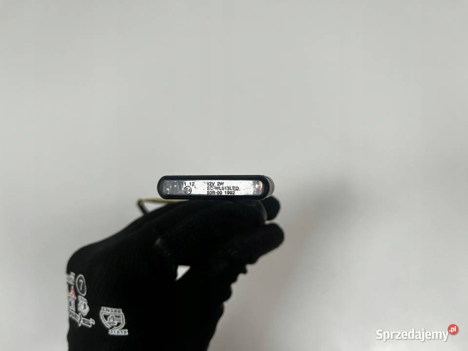 Kierunkowskaz LED 8mm przyciemniany dymiony