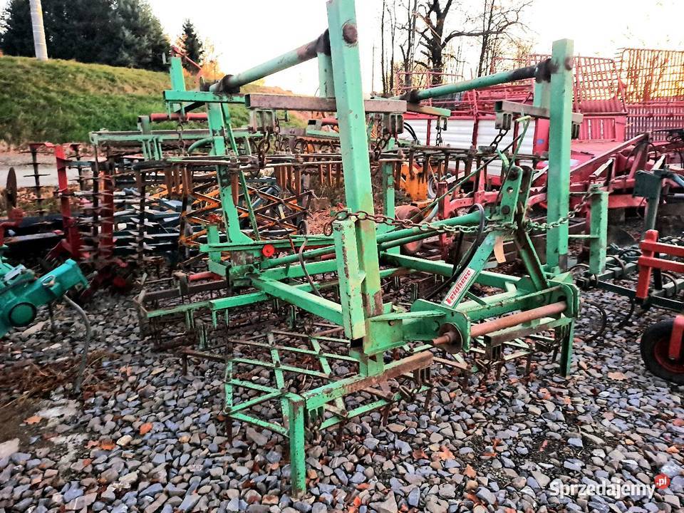 Brony agregat uprawowy składane chydraulicznie
