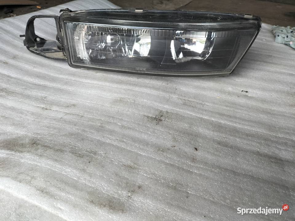 LAMPA PRZÓD PRAWA GALANT Prawe lubelskie Kamień-Kolonia