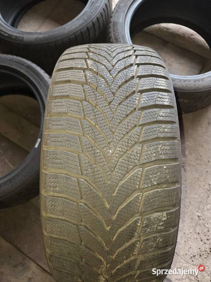 Opony zimowe 225 45 R17 Iłża