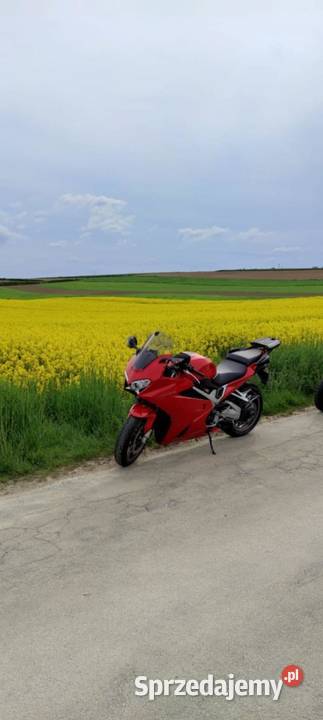 Honda VFR 800 RC79 VTec ABS grzane manetki Kufry małopolskie Wojnicz