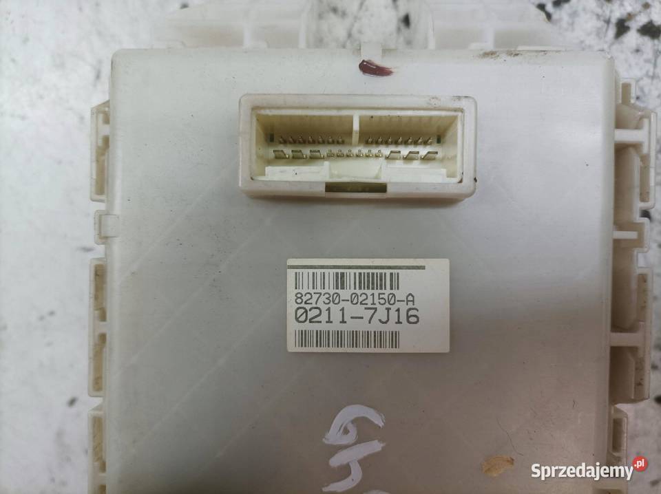 SKRZYNKA BEZPIECZNIKÓW 8273002150A 02117J16 osobowe