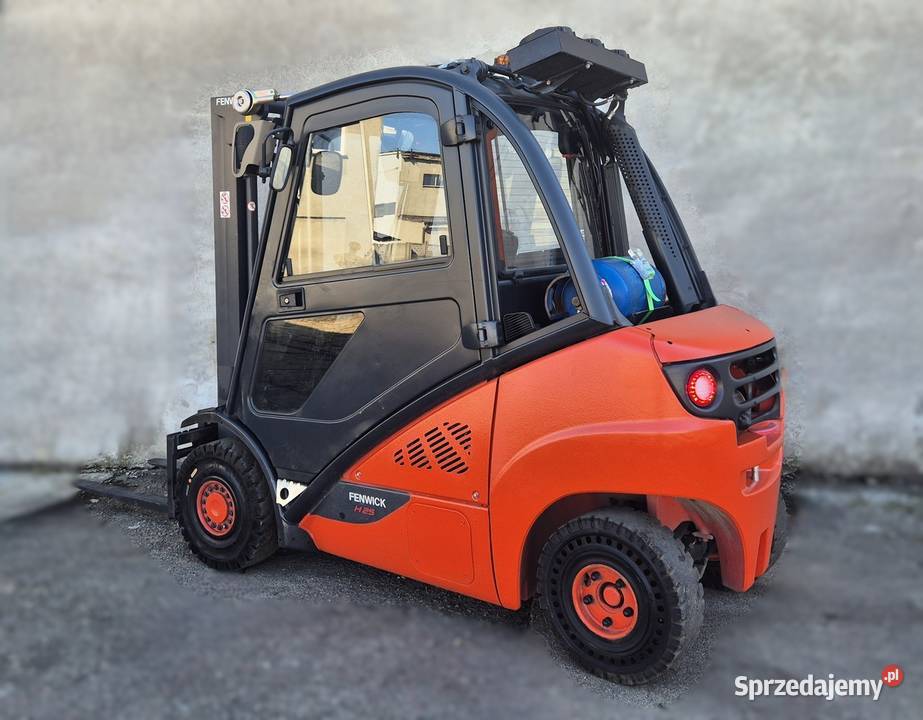 Wózek widłowy Linde H25 TRIPLEX wolny skok Linde sprzedam