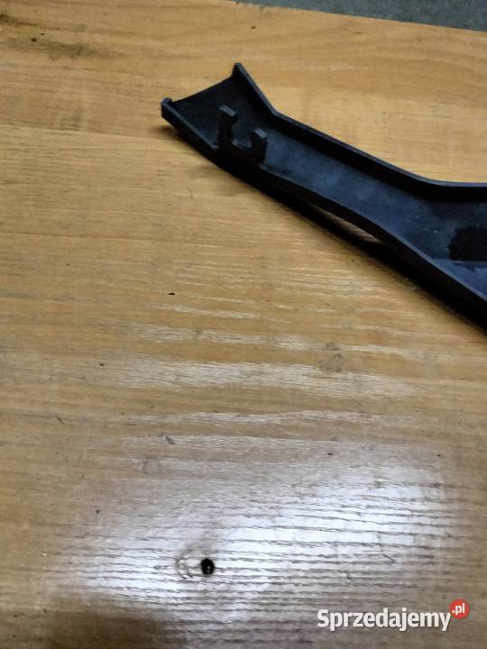 Yamaha TZR 50 plastik wypełnienie prawe pod