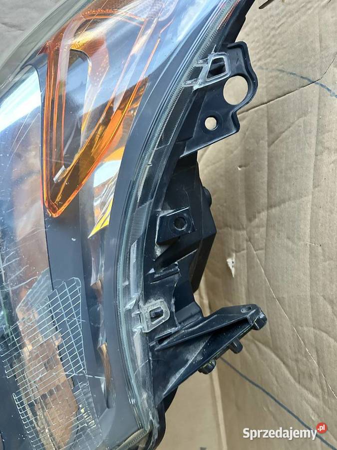 Prawa lampa przednia przód Ram Promaster 36 Ostrowiec Świętokrzyski