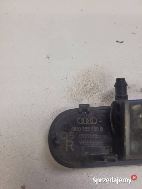 DYSZA SPRYSKIWACZA SPRYSK PRAWA AUDI Q5 Przystajń