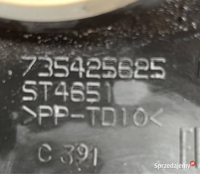 735425625 ramka osłona halogenu fiat 500 osobowe zachodniopomorskie Szczecin