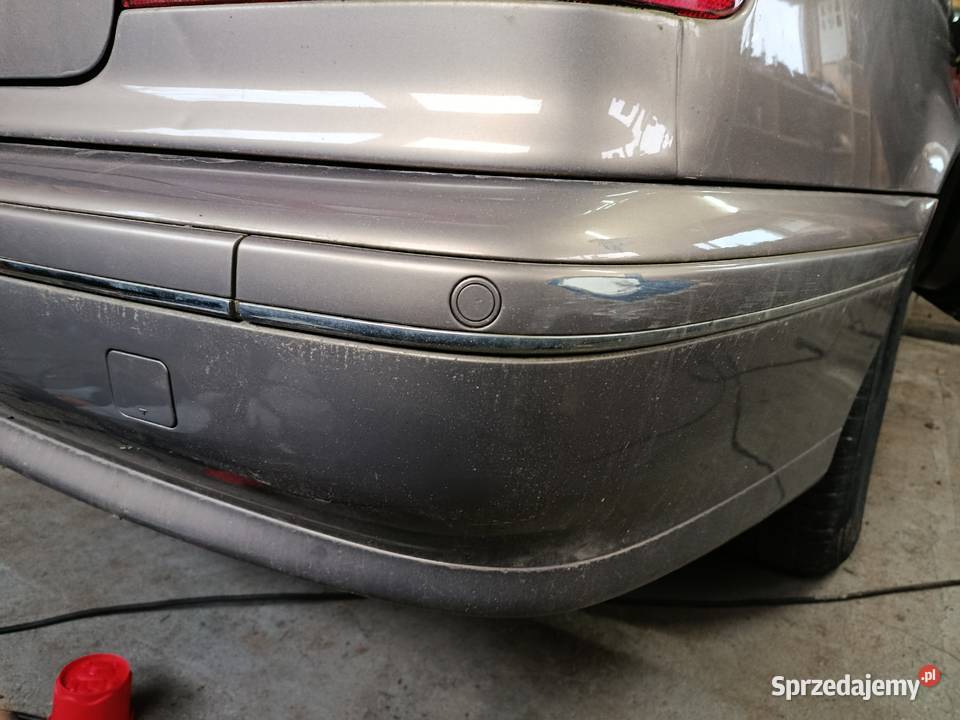 BMW E39 530i zderzak tył kompletny ładny