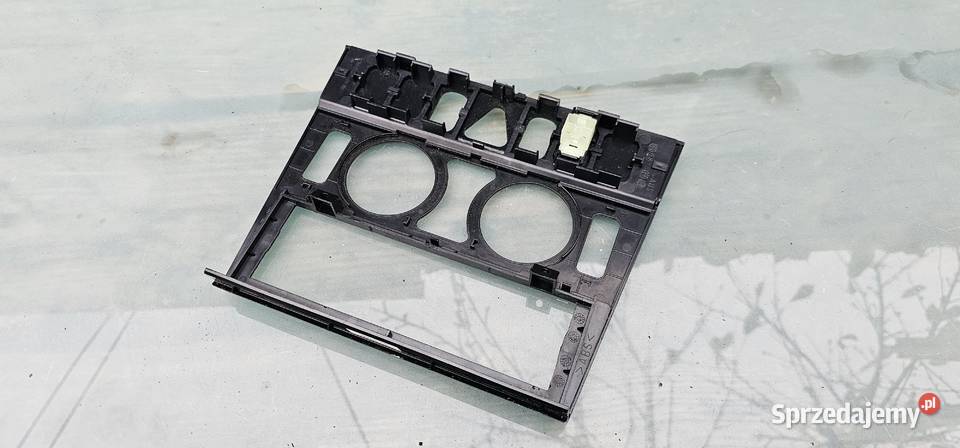 Ramka radia carbon mercedes w202 2106830100 osobowe Zbąszyń