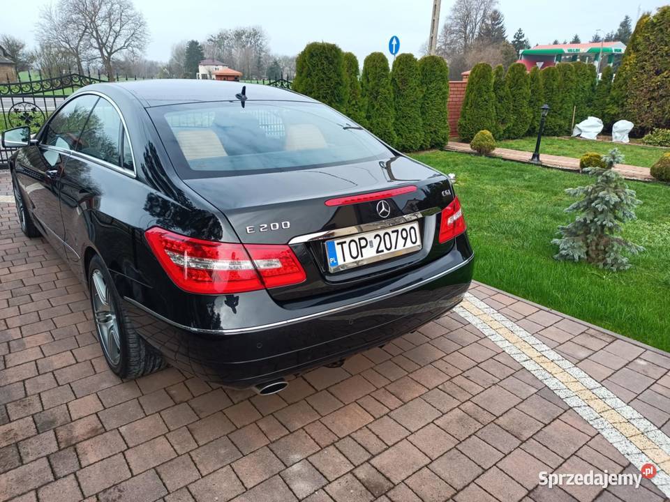 Mercedes E 200 W212 Samochody dostawcze Opatów