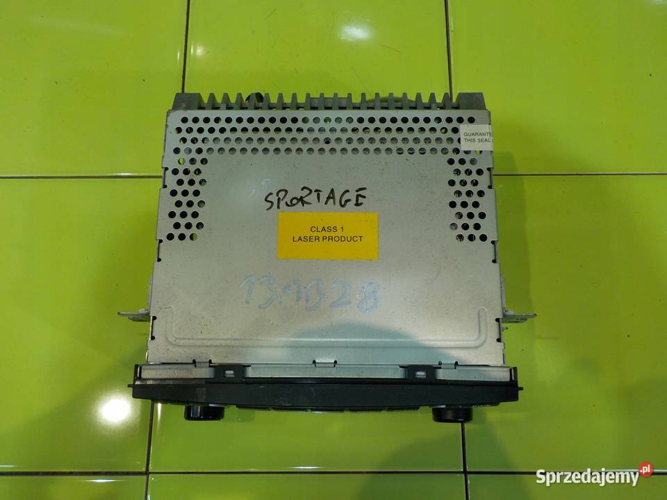 KIA SPORTAGE II 20 CRDI 08r radio CD Suków
