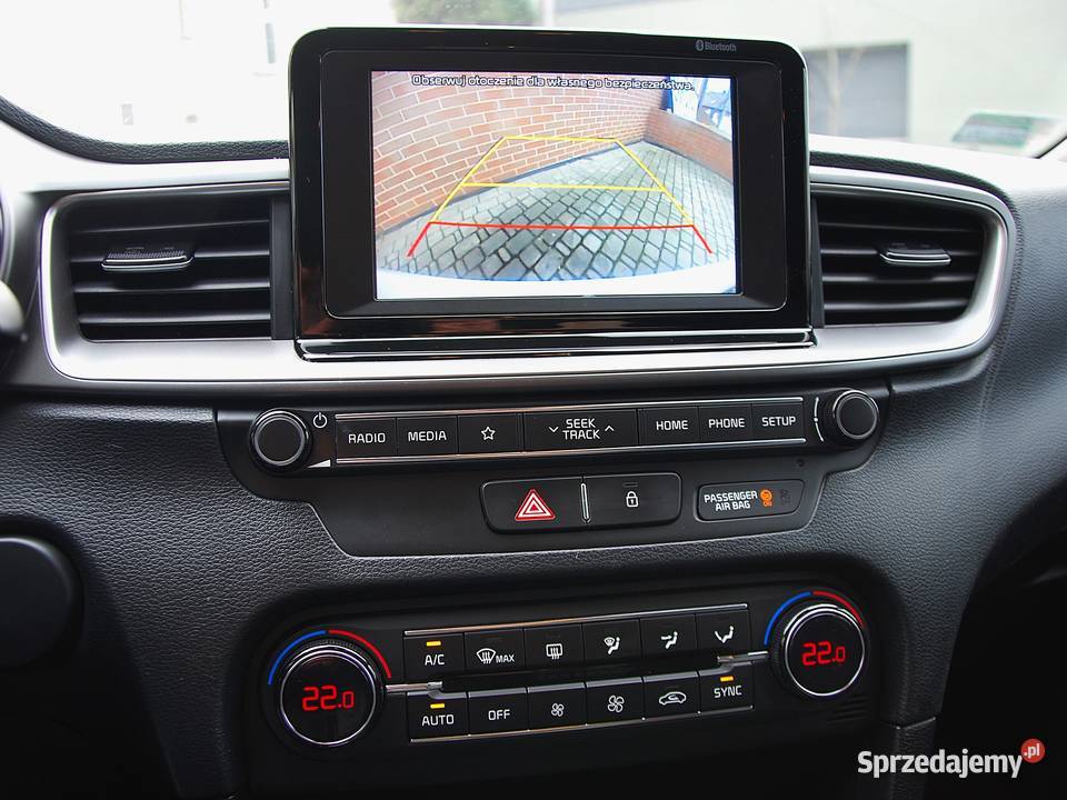 14 100 Kamera cofania Navi Android Auto Apple lakier metallic śląskie Rybnik