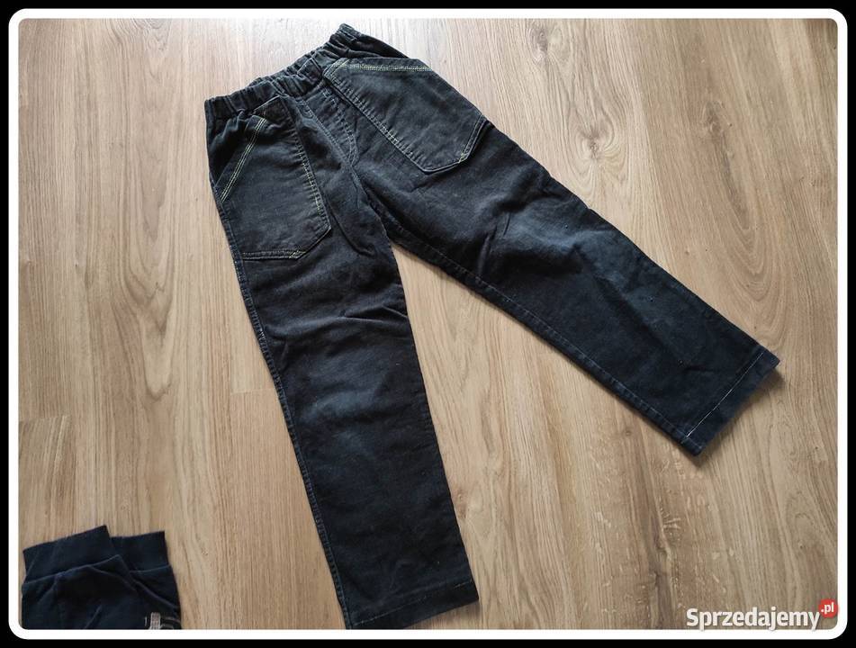 Zestaw paka Spodnie i spodenki chłopiec 122 128 5 lat+ Płock