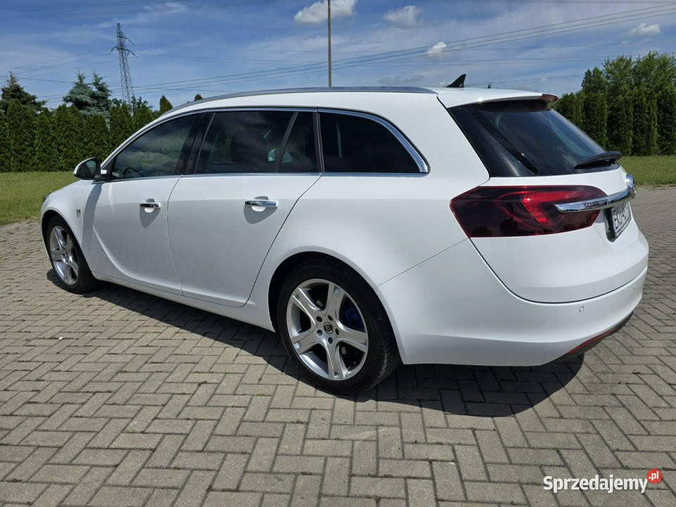 Opel Insignia Country Tourer 20d gniazdo AUX łódzkie