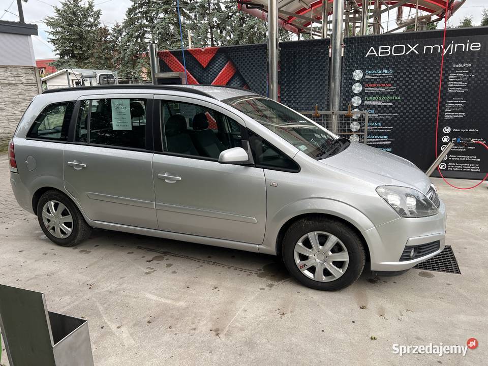 Opel Zafira B 7osobowy Klima bez rdzy ASR (kontrola trakcji) Łódź sprzedam