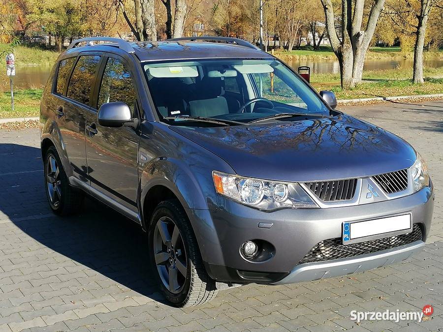 Mitsubishi Outlander II 7 osobowa 4x4 2008 welurowa tapicerka Sanok