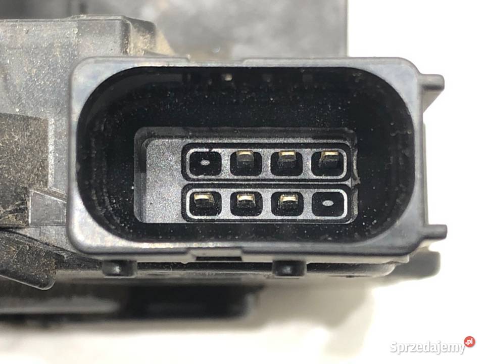 ZAMEK DRZWI PRAWY TYŁ OPEL CORSA E Hatchback osobowe