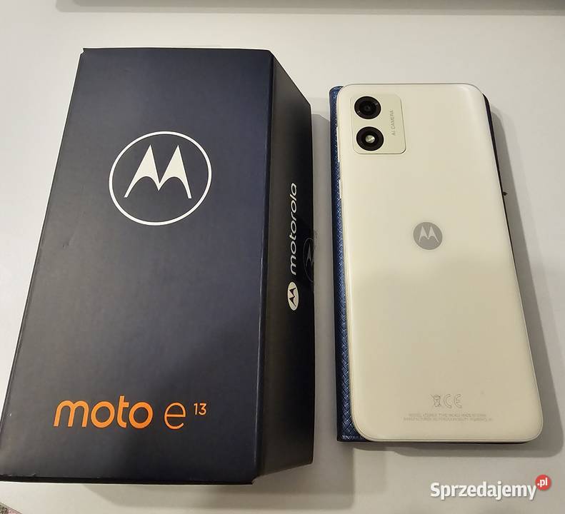 Sprzedam Smartfon Motorola Moto E13 Biała łódzkie
