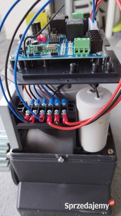 Automat do bramy przesuwnej na pilota WiFi Kroczyce