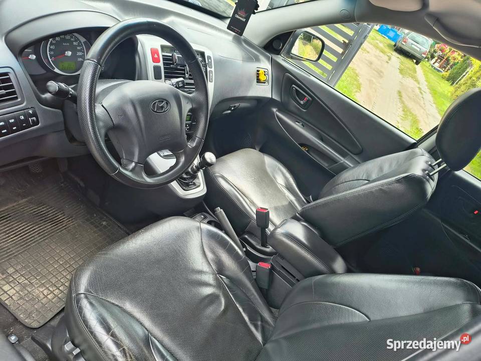 Hyundai Tucson 20 Crdi 4x4 Długie opłaty