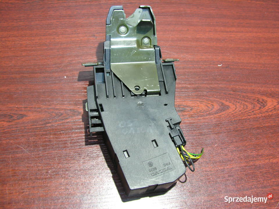 VOLVO 850 ZAMEK KLAPY BAGAŻNIKA mazowieckie sprzedam