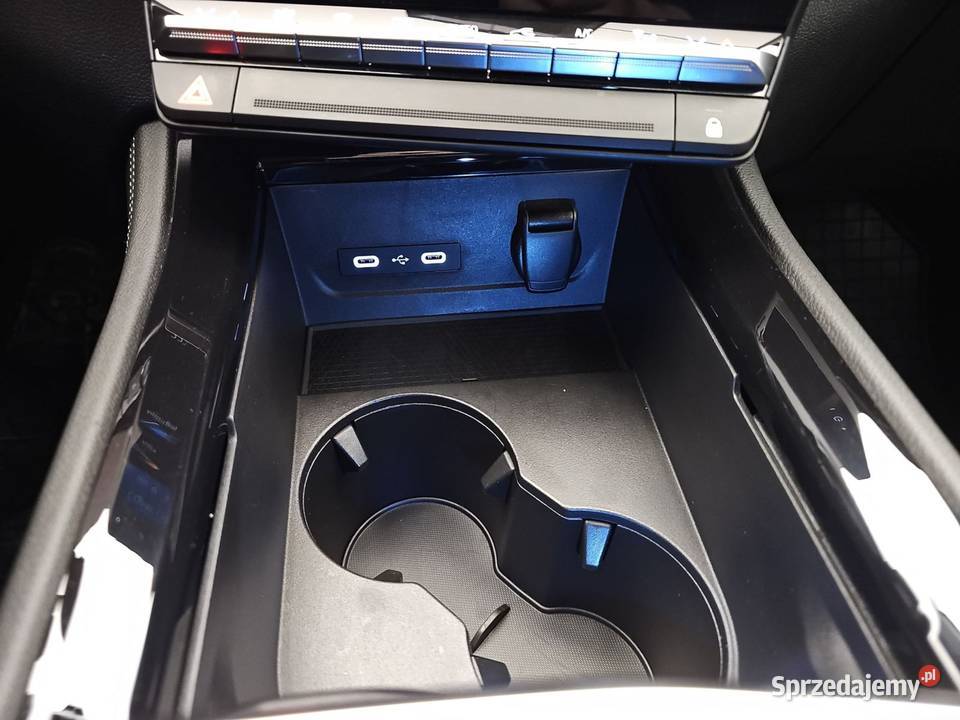 Austral 13 TCe mHEV Techno aut isofix
