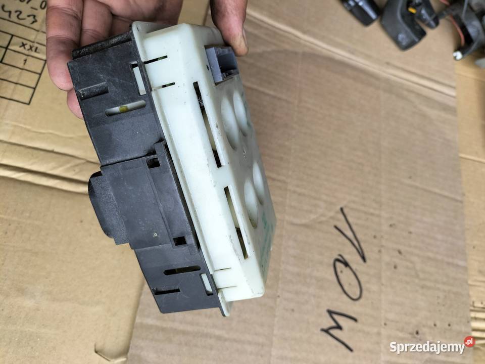 Opel Zafira A Lift Wyświetlacz EKRAN 13106242 Wyposażenie wnętrza lubelskie Kamień-Kolonia