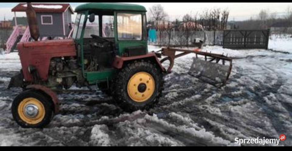 Wyprzedaż ciągnik przyczepa pług kultywator nieuszkodzony sprzedam