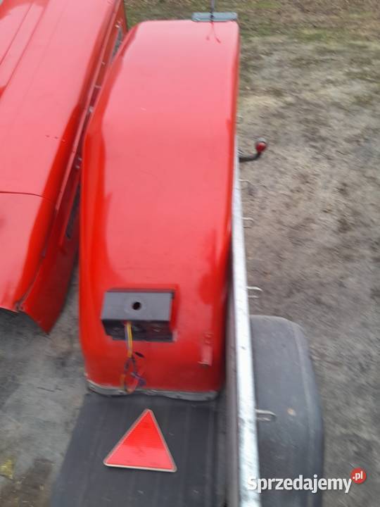 Sprzedam maskę z błotnikami do C360 Bełżyce