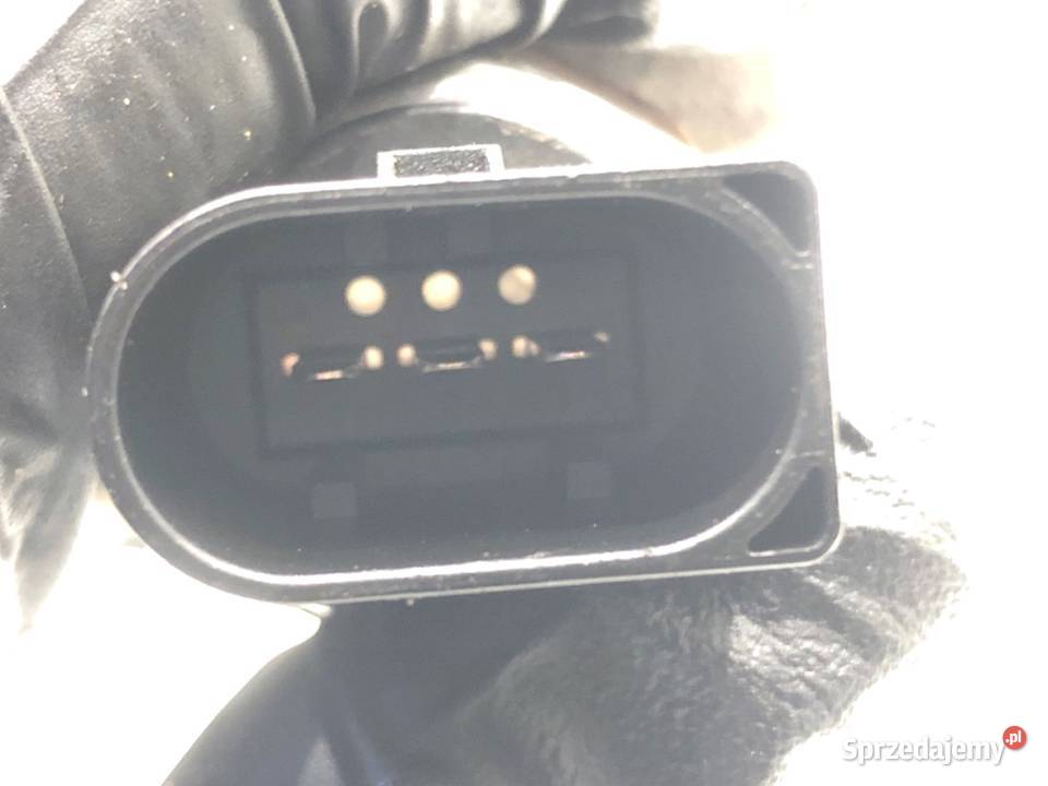 LISTWA WTRYSKOWA Z CZUJNIKIEM VW TROC 04L906054F